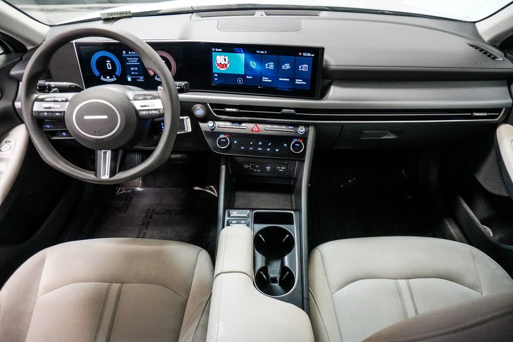 Used 2025 Hyundai Sonata SEL FWD image 12