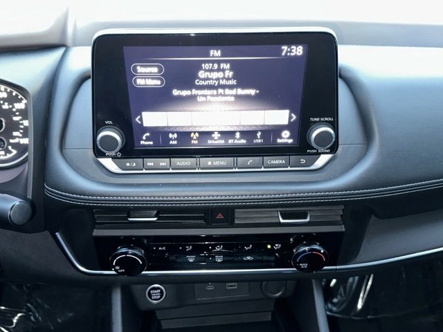 Used 2023 Nissan Rogue S image 33