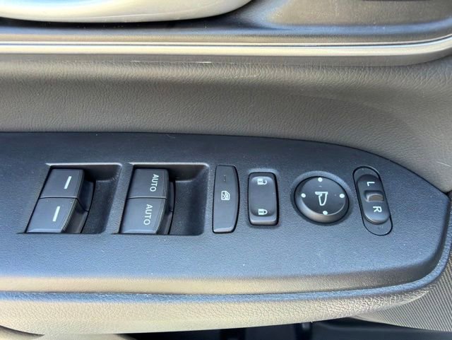 Used 2021 Honda CR-V Touring image 25