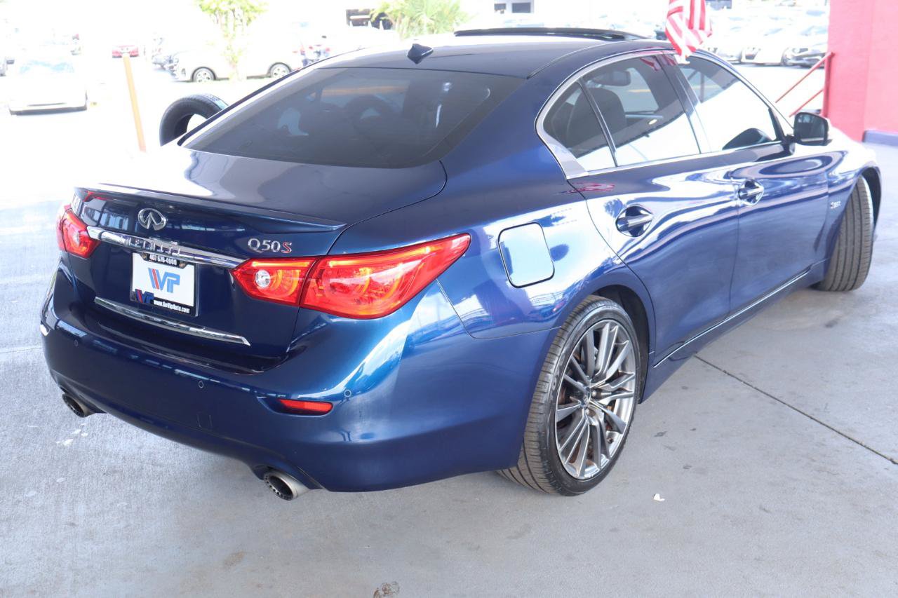 Used 2016 INFINITI Q50 Red Sport 400 RWD image 5