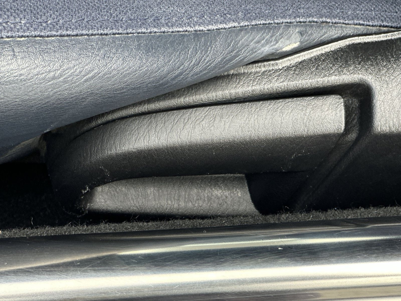 Used 2003 MAZDA MX-5 Miata RWD image 15