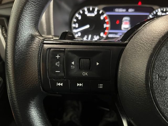 Used 2023 Nissan Rogue SV AWD/4WD image 22