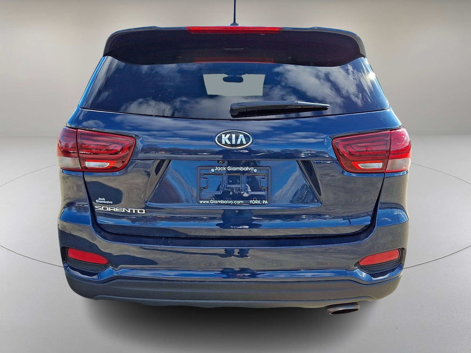 Used 2019 Kia Sorento LX image 9