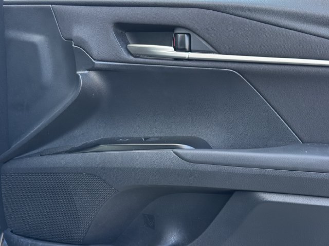 Used 2025 Toyota Camry LE FWD image 27