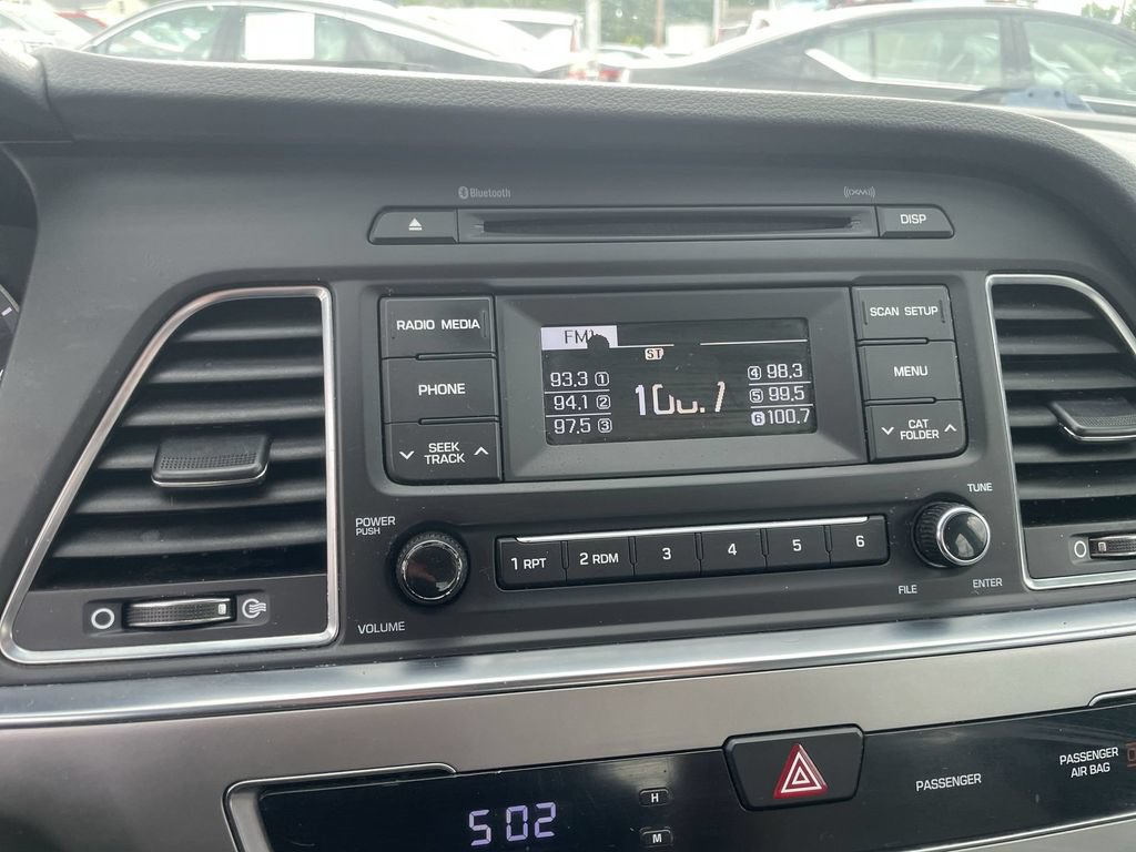 Used 2017 Hyundai Sonata SE FWD image 10