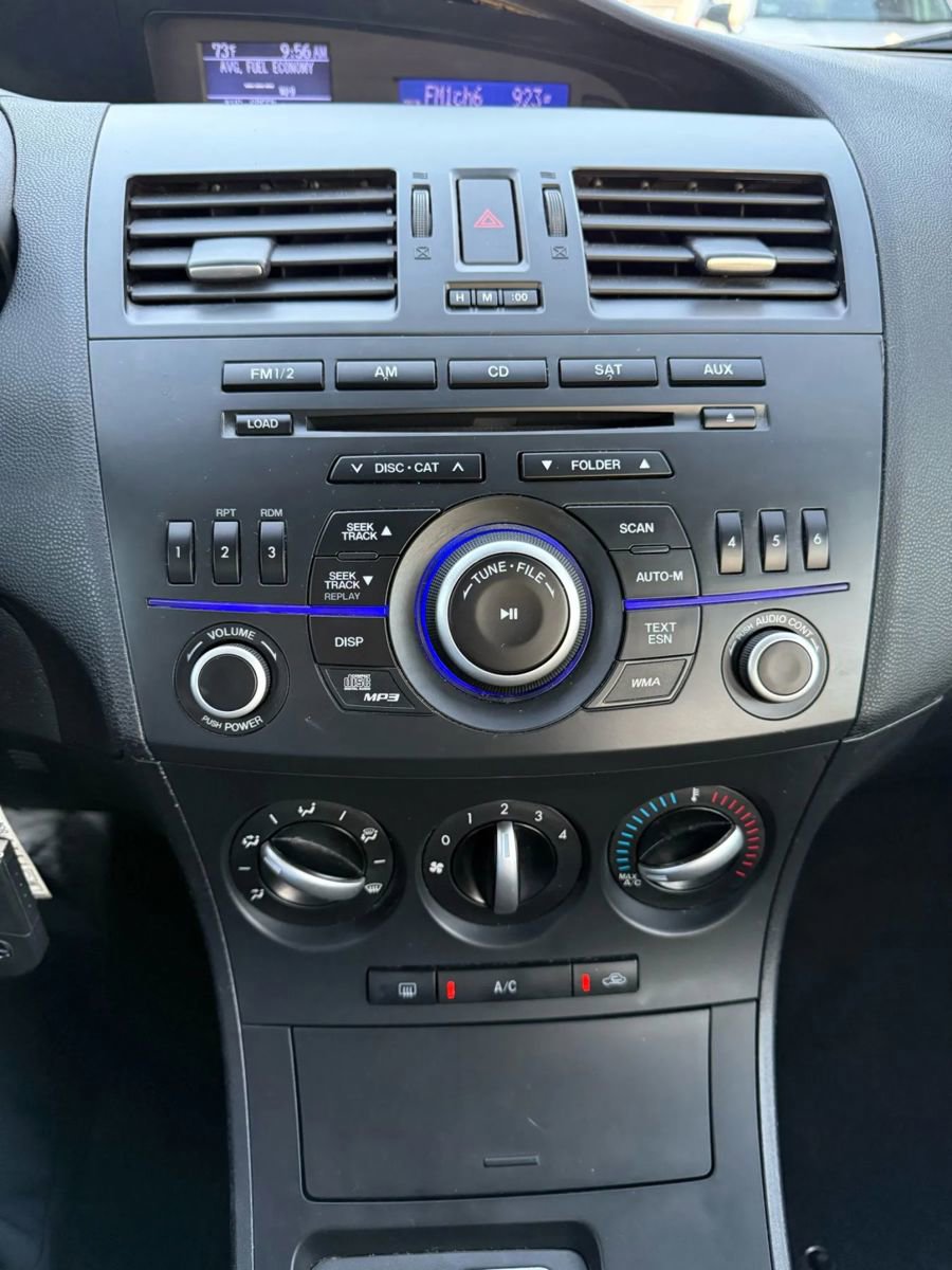 Used 2012 MAZDA MAZDA3 i Touring image 36