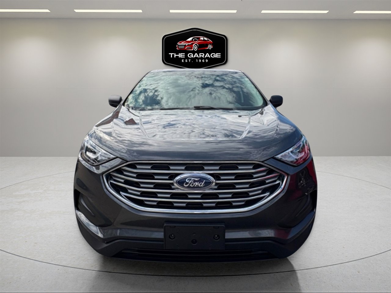 Used 2019 Ford Edge SE image 10