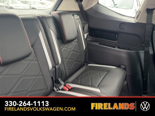 New 2026 Volkswagen Atlas Peak Edition image 42