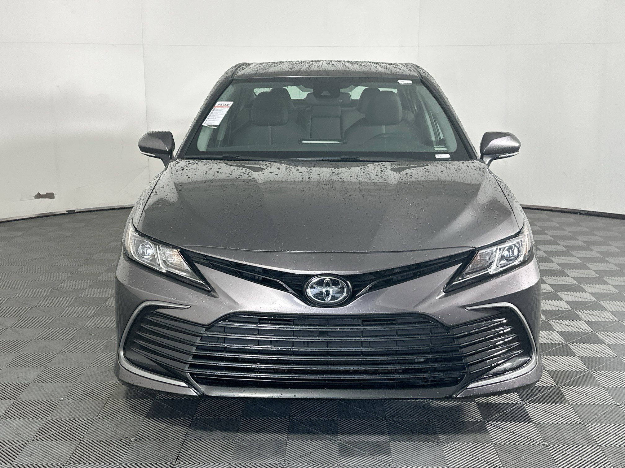 Used 2024 Toyota Camry LE w/ Convenience Package FWD image 8