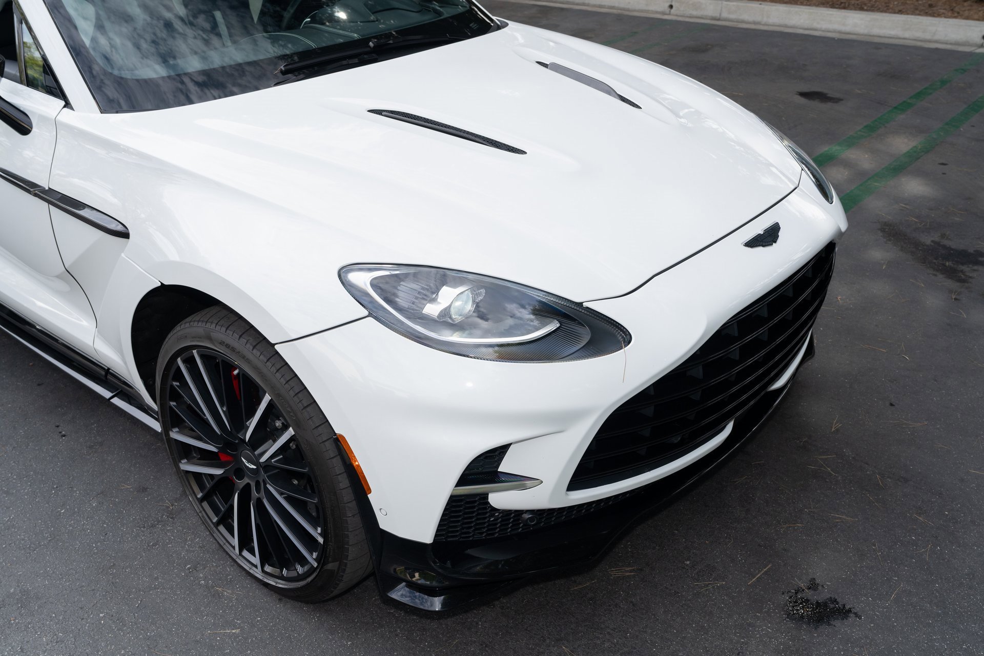 Used 2023 Aston Martin DBX 707 image 9