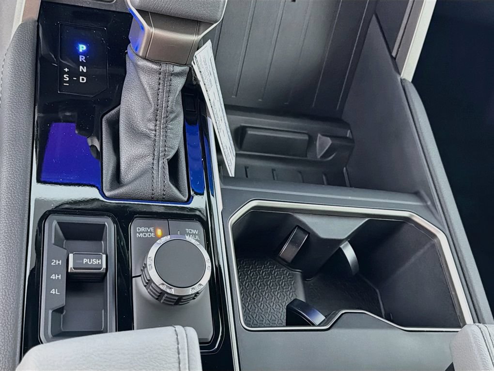 New 2026 Toyota Tundra Limited AWD/4WD image 21