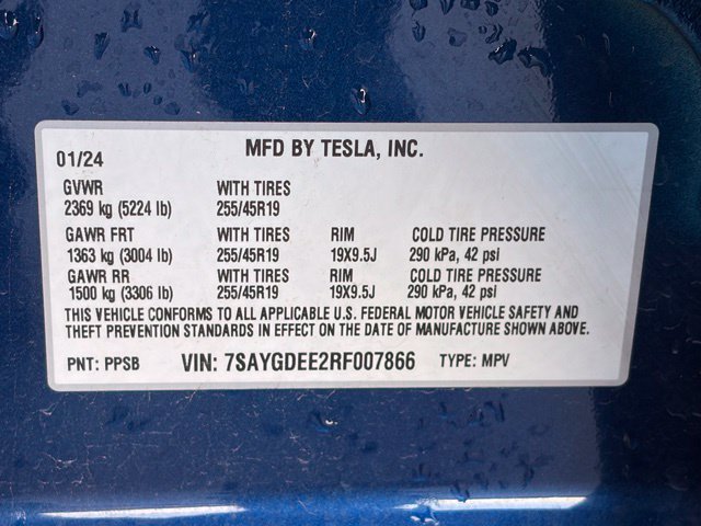Used 2024 Tesla Model Y Long Range AWD/4WD image 17