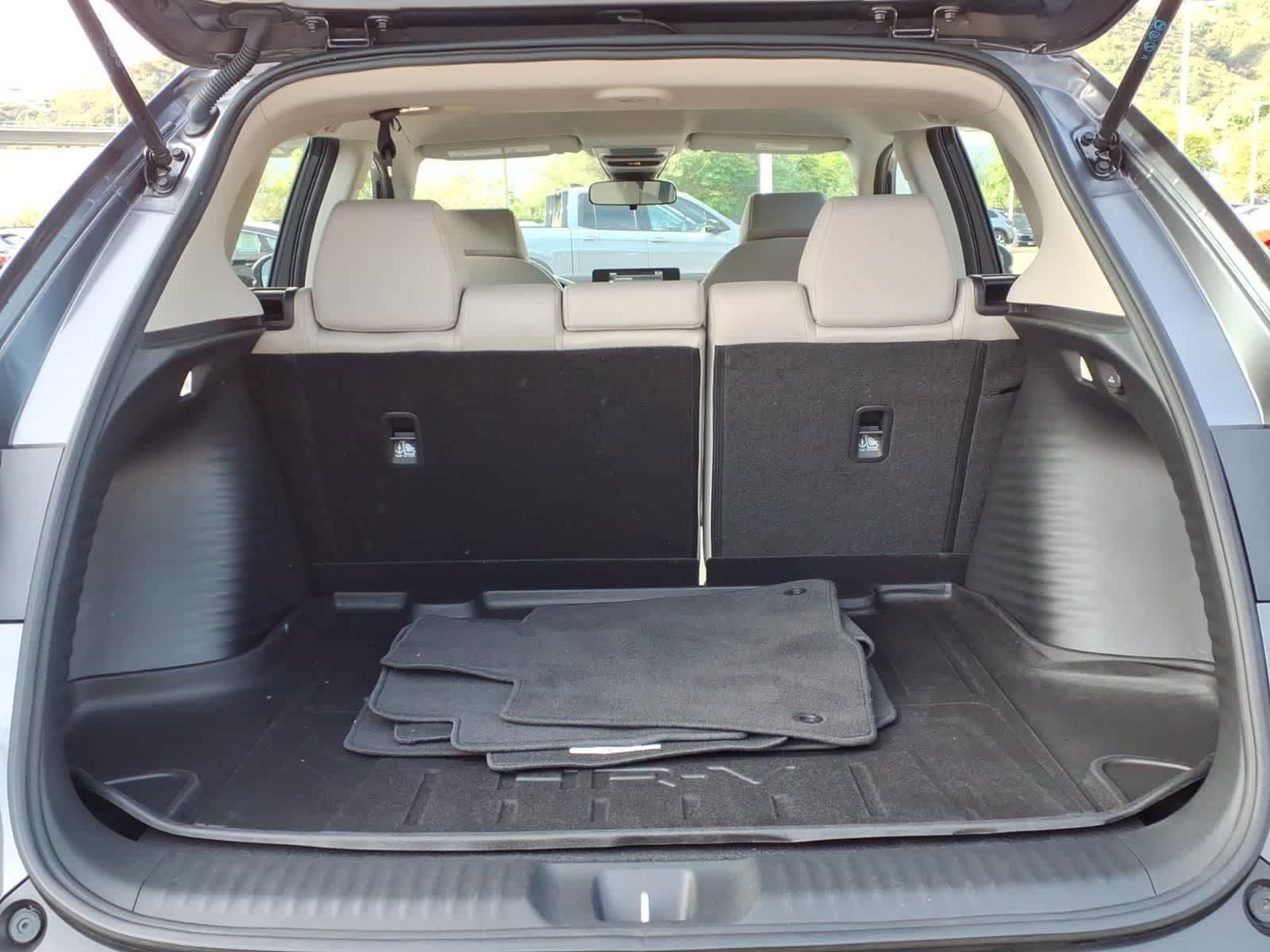 Certified 2023 Honda HR-V LX image 6