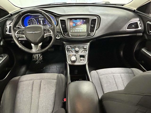 Used 2016 Chrysler 200 Limited w/ Anniversary Edition FWD image 9