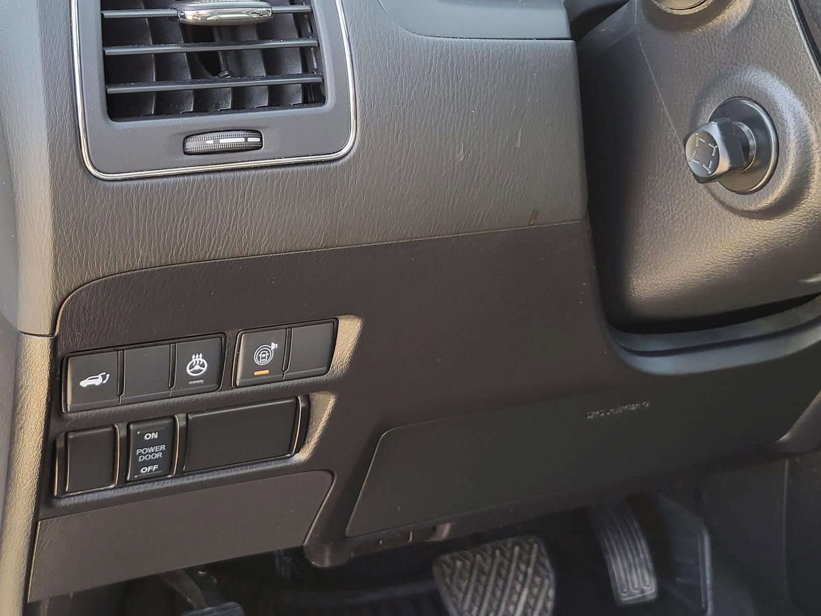 Certified 2023 Nissan Armada SL w/ Captain's Chairs Package image 29