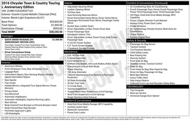 Used 2016 Chrysler Town & Country Touring-L FWD image 39