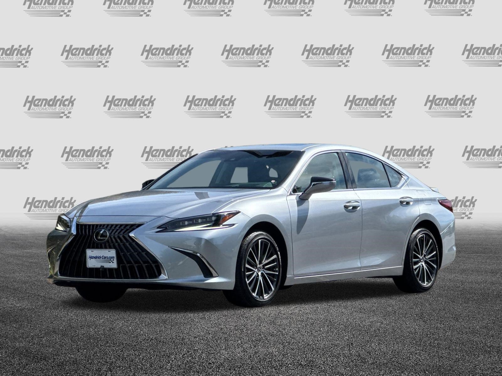 Used 2025 Lexus ES 300h w/ Premium Package FWD image 9