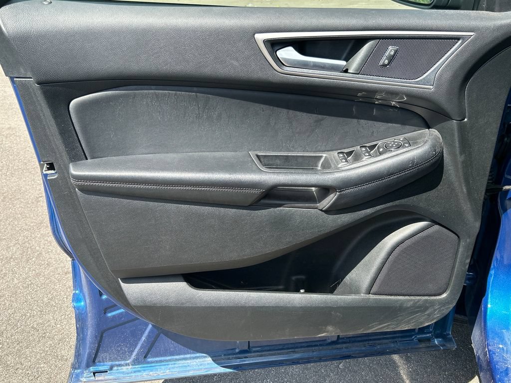 Used 2022 Ford Edge SEL w/ Convenience Package AWD/4WD image 17