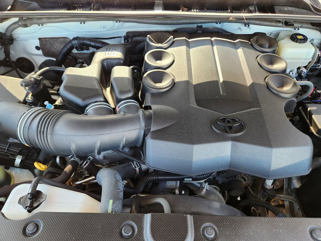 Used 2019 Toyota 4Runner Limited AWD/4WD image 30