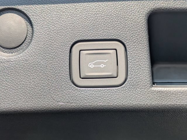 New 2026 GMC Terrain AT4 w/ Convenience Package III AWD/4WD image 16
