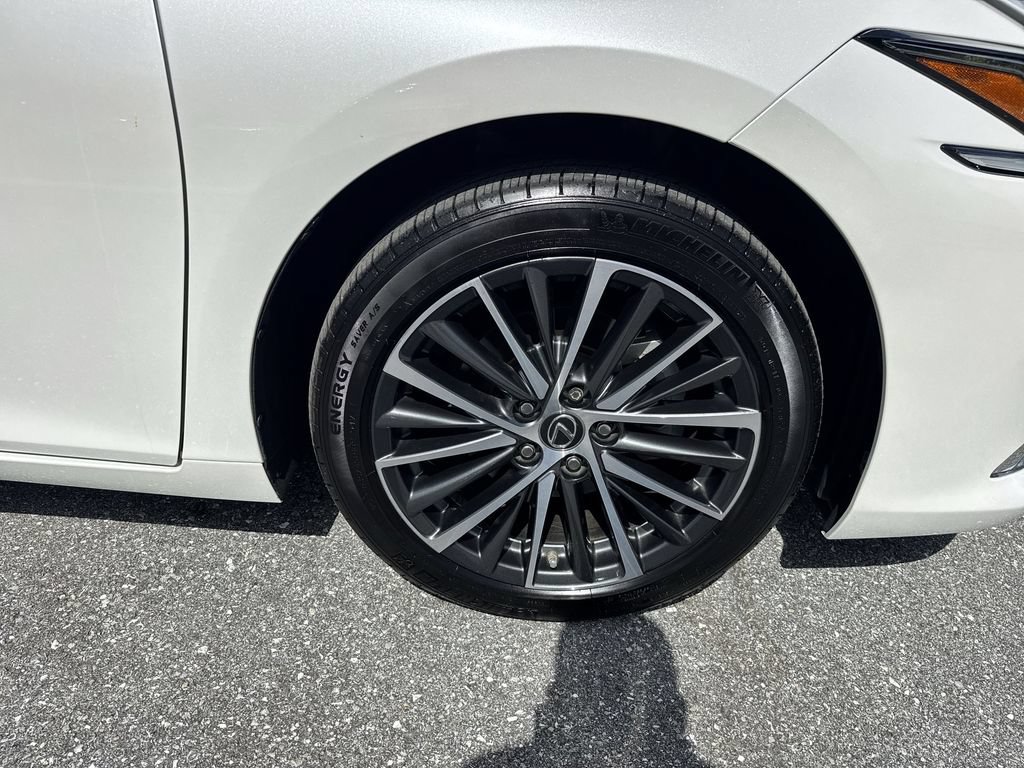 Used 2025 Lexus ES 350 w/ Premium Package FWD image 60