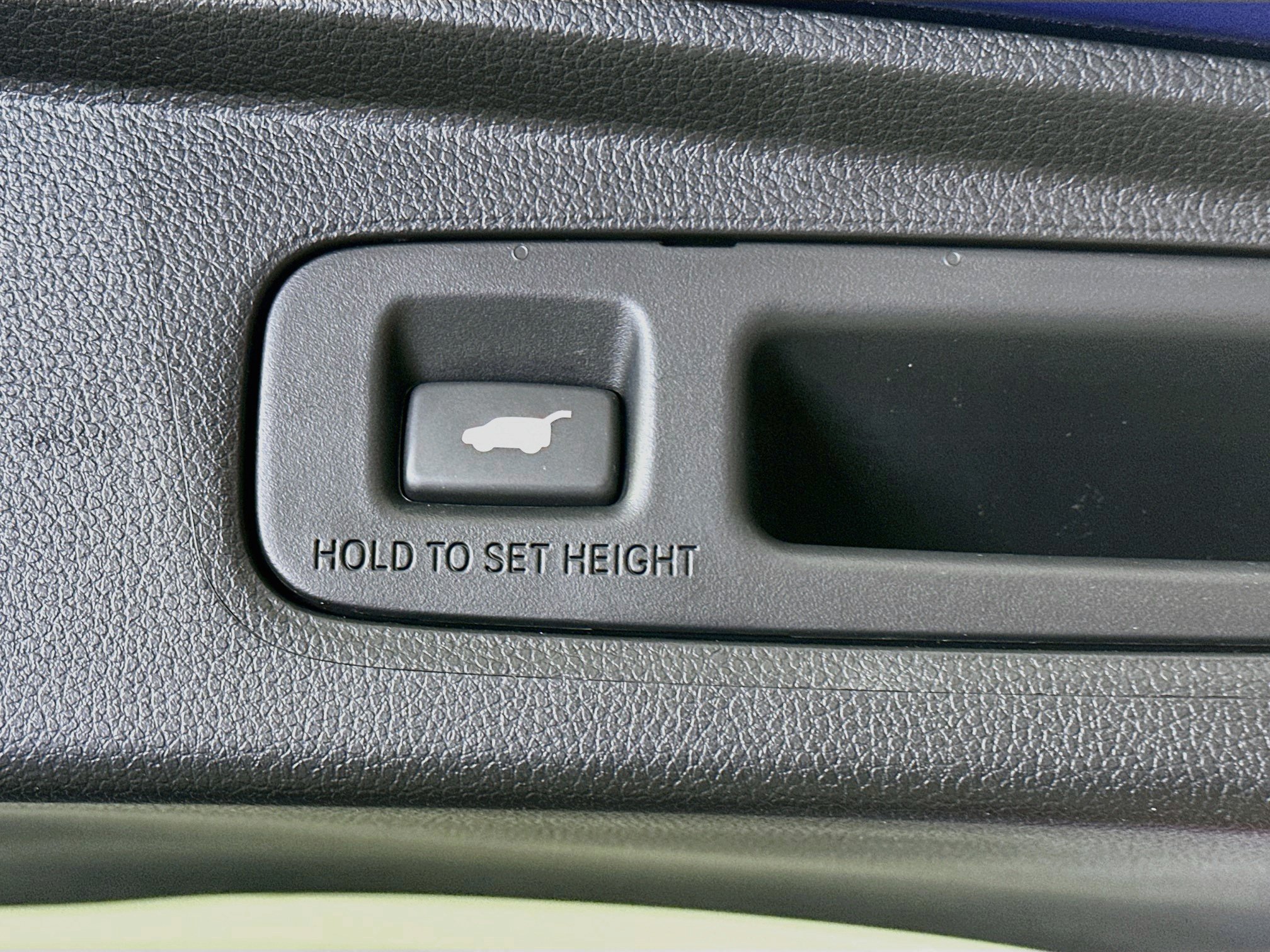 Used 2025 Honda CR-V EX-L image 29