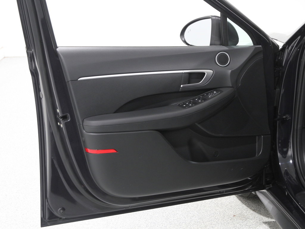 Certified 2023 Hyundai Sonata SE image 4