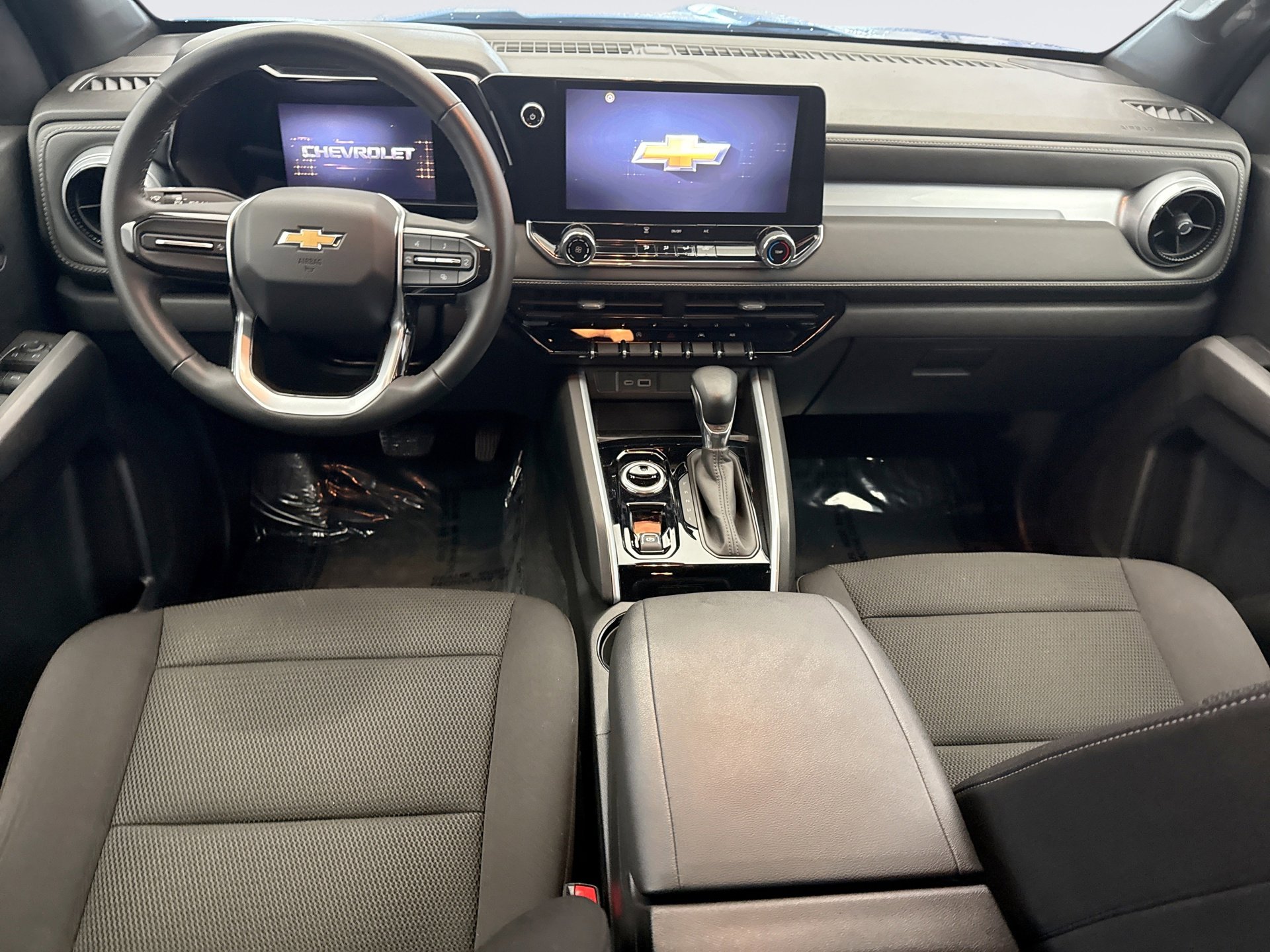 Used 2023 Chevrolet Colorado LT image 14