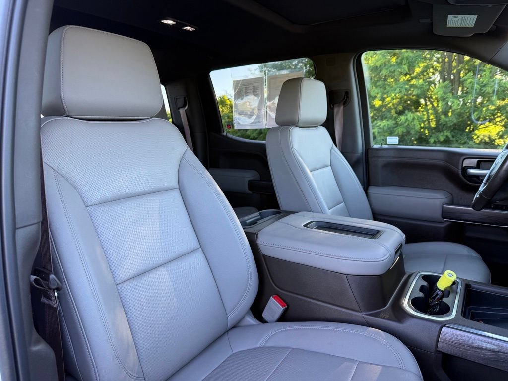Used 2021 Chevrolet Silverado 1500 LTZ w/ LTZ Premium Package AWD/4WD image 23