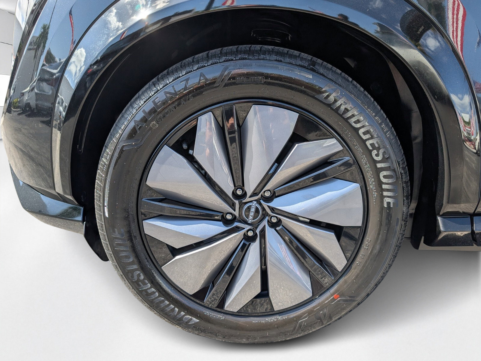 Certified 2024 Nissan Ariya AWD image 9