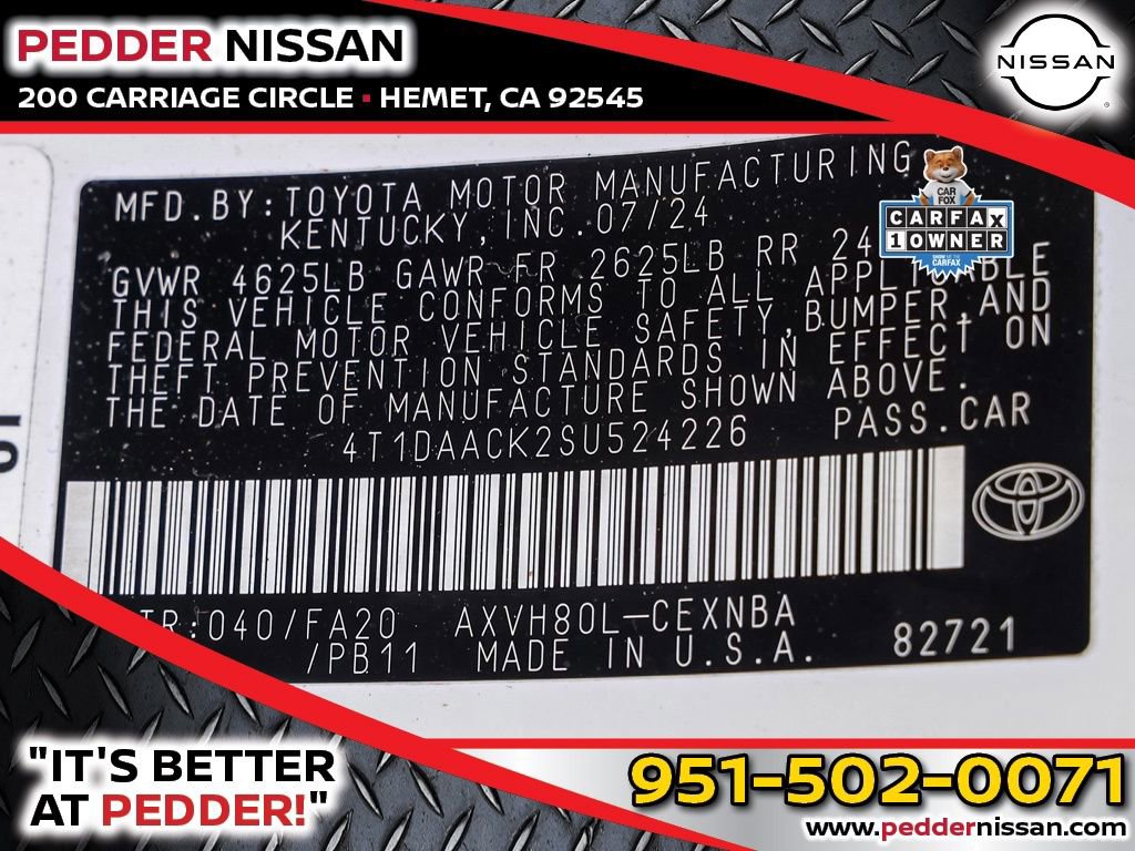 Used 2025 Toyota Camry LE image 1