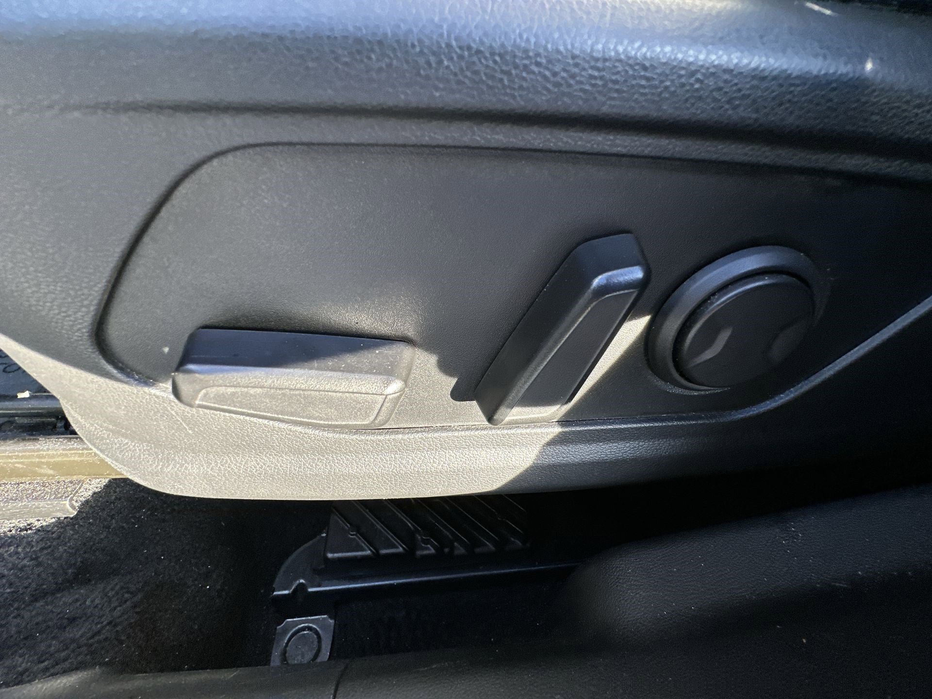 Used 2023 Hyundai Tucson Limited w/ Cargo Package image 14