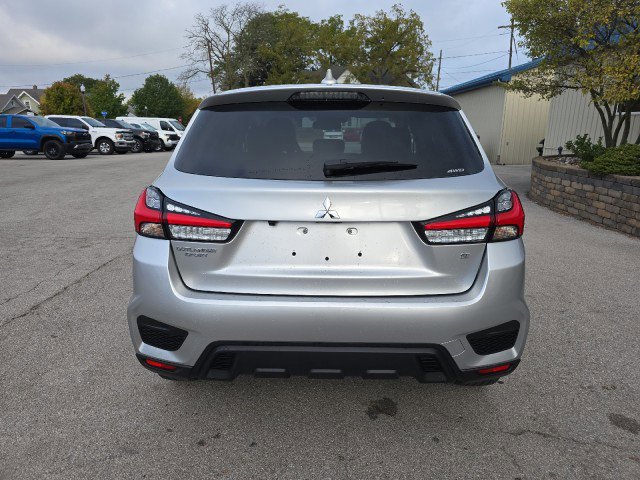 Used 2024 Mitsubishi Outlander Sport SE image 7