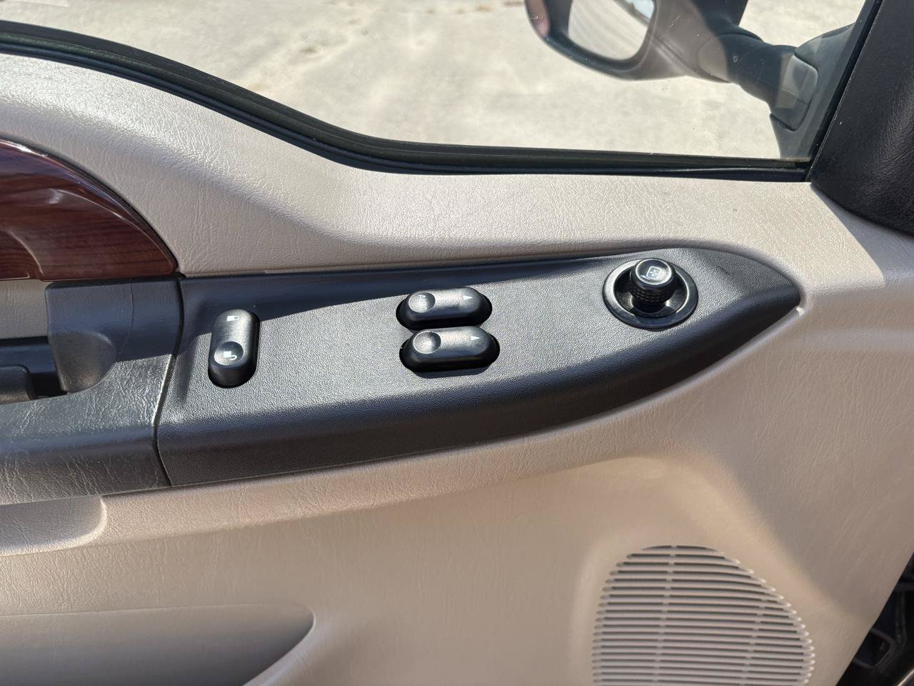 Used 2006 Ford F250 Lariat AWD/4WD image 22
