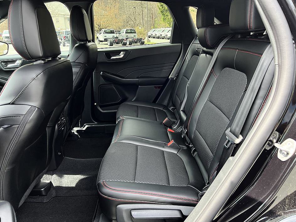 New 2026 Ford Escape ST-Line Select w/ Equipment Group 401A image 12