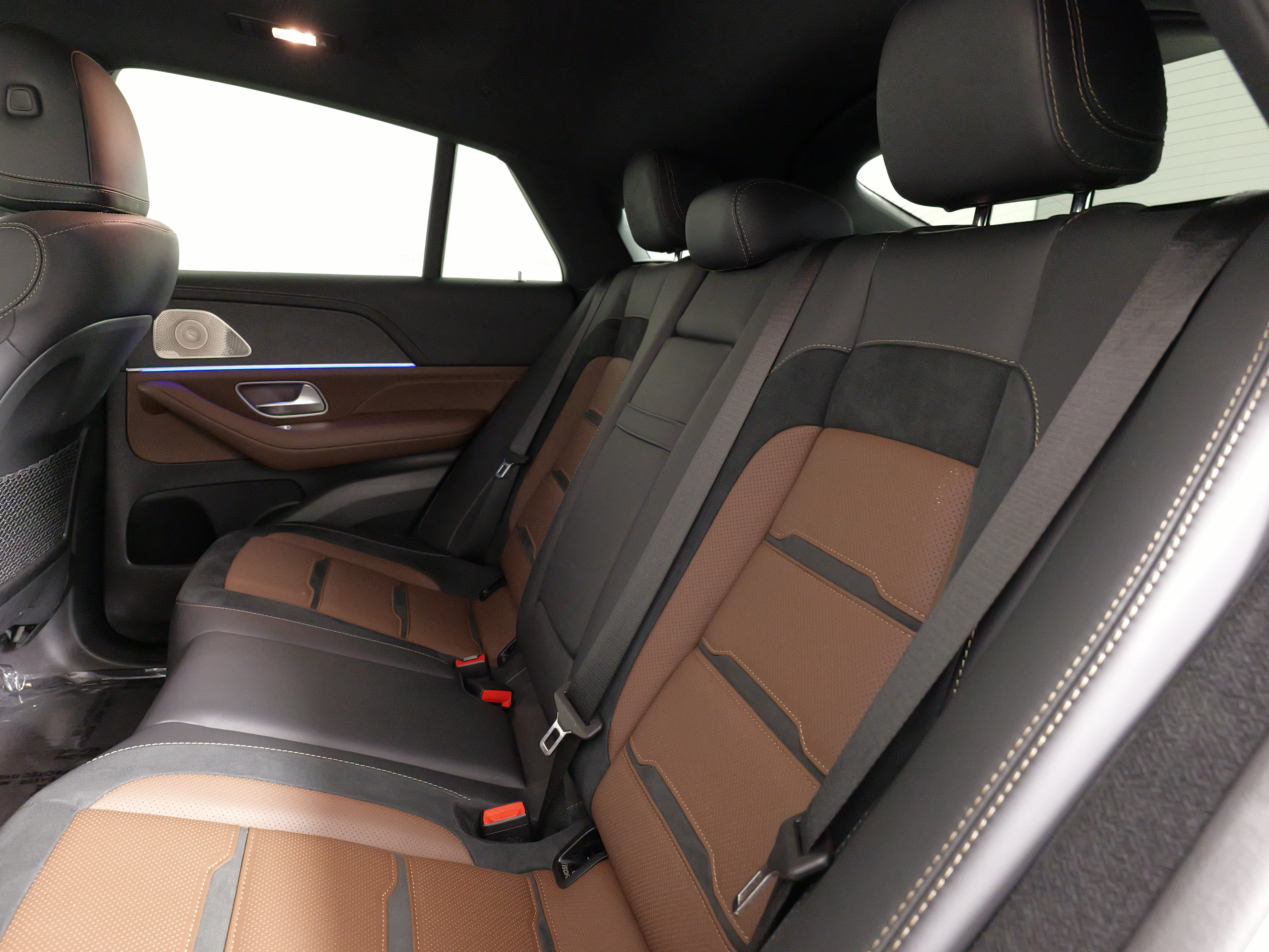 Used 2024 Mercedes-Benz GLE 53 AMG 4MATIC Coupe image 35