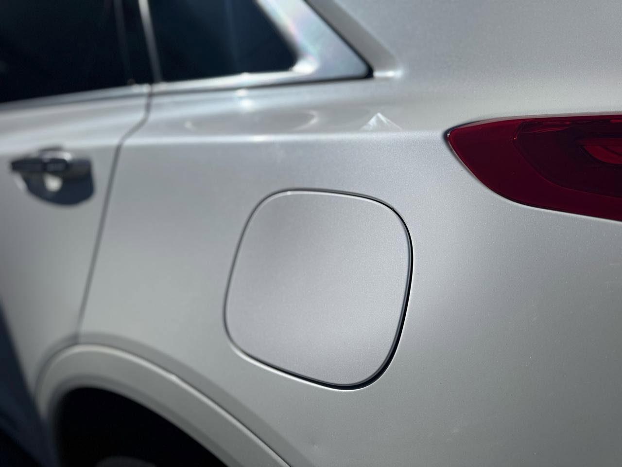 Used 2018 Cadillac XT5 Luxury w/ Driver Awareness Package image 32