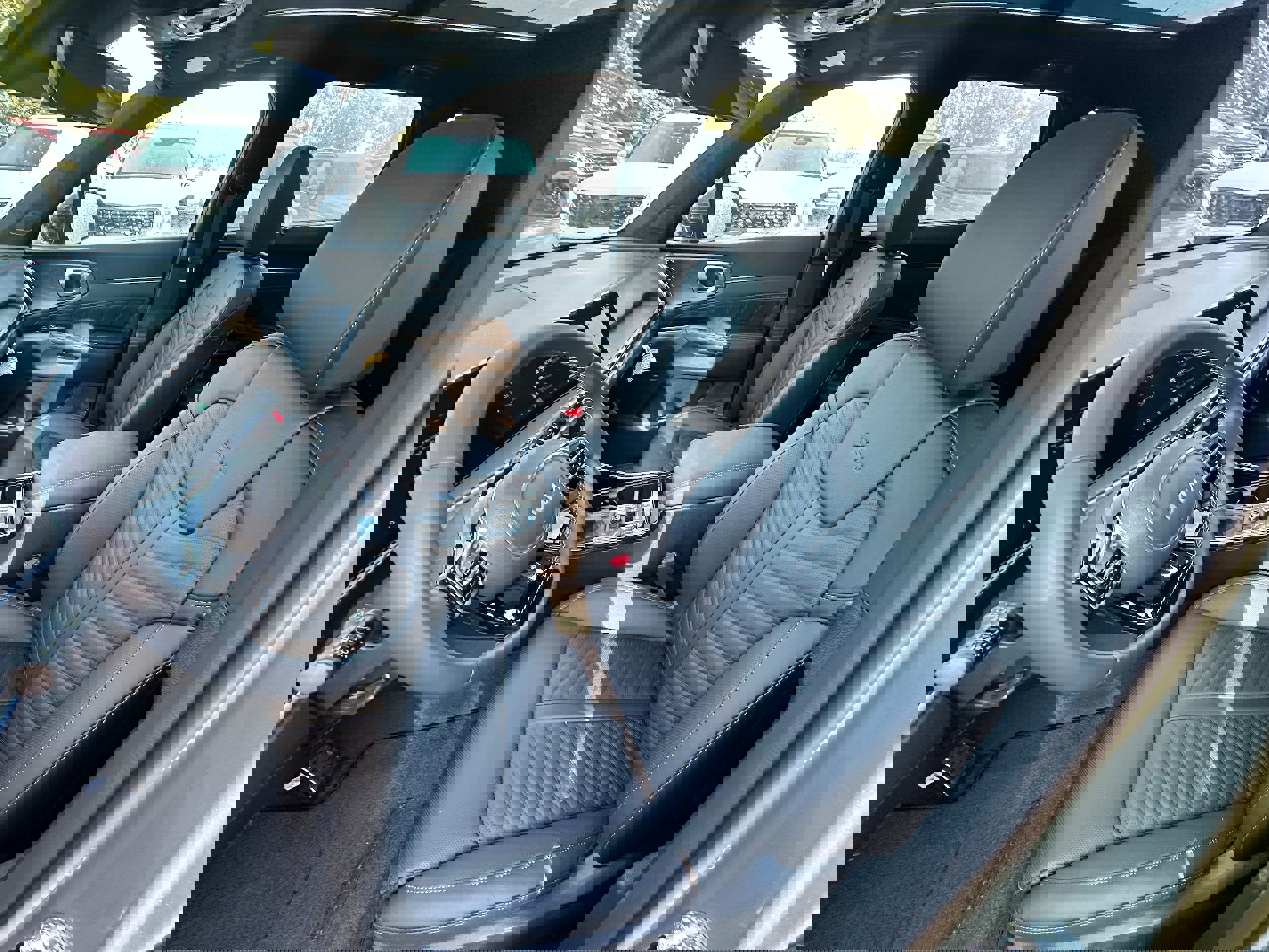 New 2025 Kia Sorento SX Prestige image 42