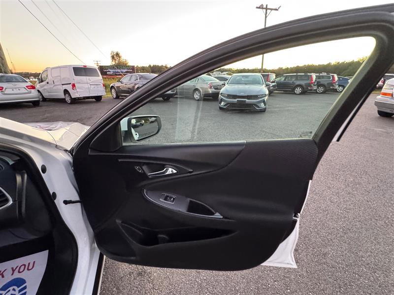 Used 2023 Chevrolet Malibu LS w/ Driver Confidence Package image 39