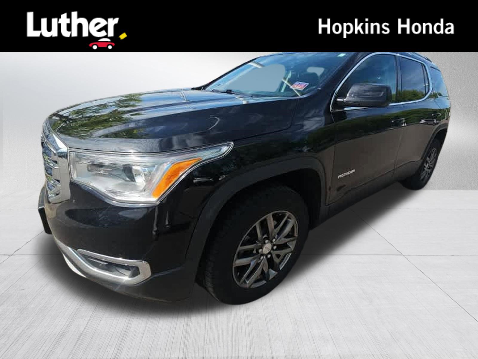 Used 2017 GMC Acadia SLT AWD/4WD image 1