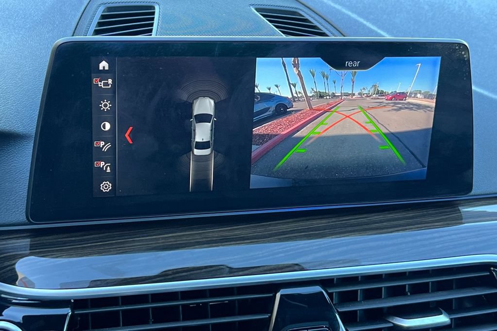 Used 2019 BMW 530e w/ Convenience Package RWD image 21