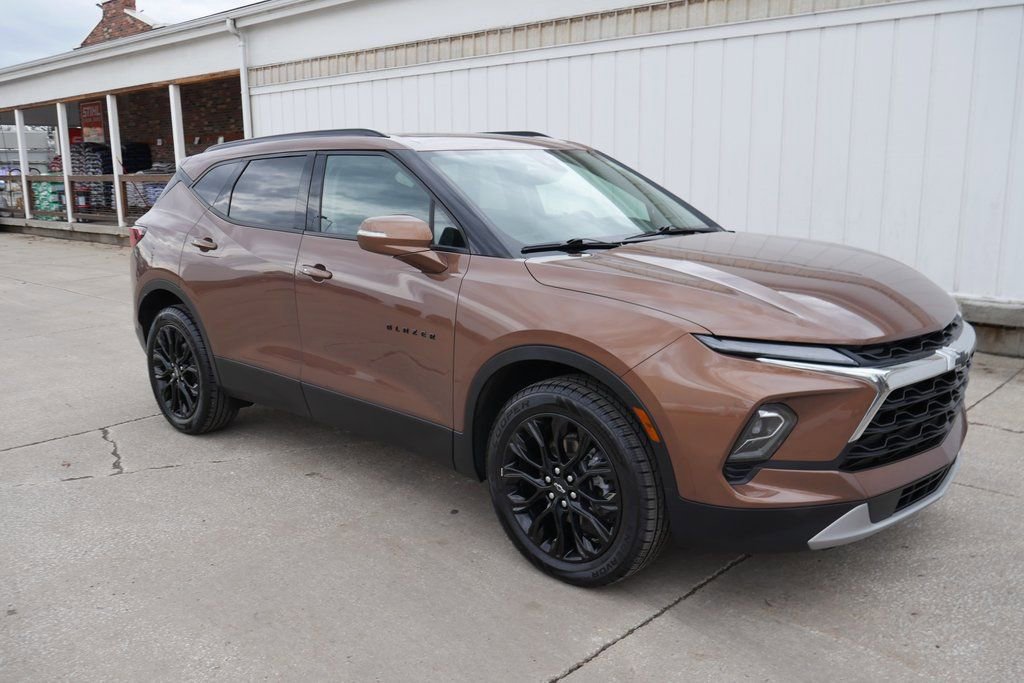 Used 2023 Chevrolet Blazer LT w/ LPO, Cargo Package image 2