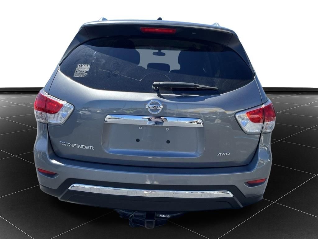 Used 2015 Nissan Pathfinder S AWD/4WD image 4