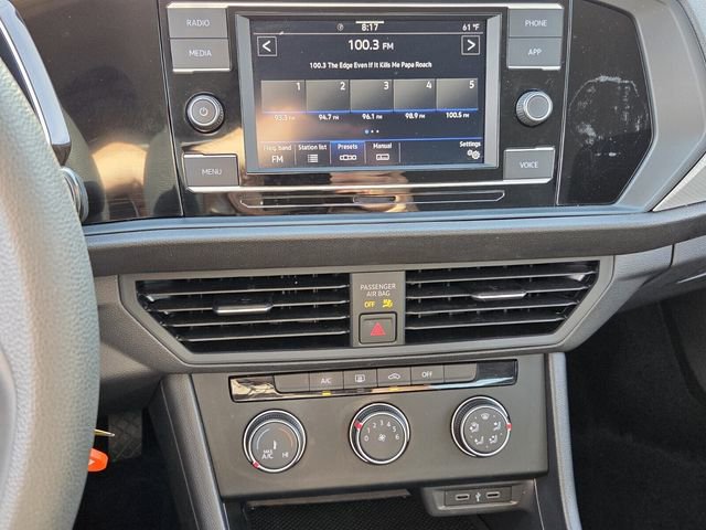 Used 2022 Volkswagen Jetta S image 17