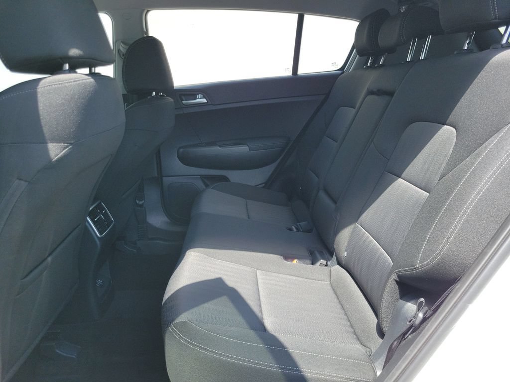 Certified 2022 Kia Sportage LX FWD image 11