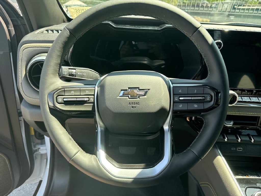 New 2026 Chevrolet Colorado ZR2 w/ ZR2 Bison Edition AWD/4WD image 16