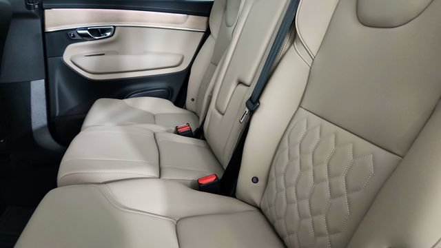 New 2026 Volvo XC90 T8 Plus w/ Protection Package AWD/4WD image 28