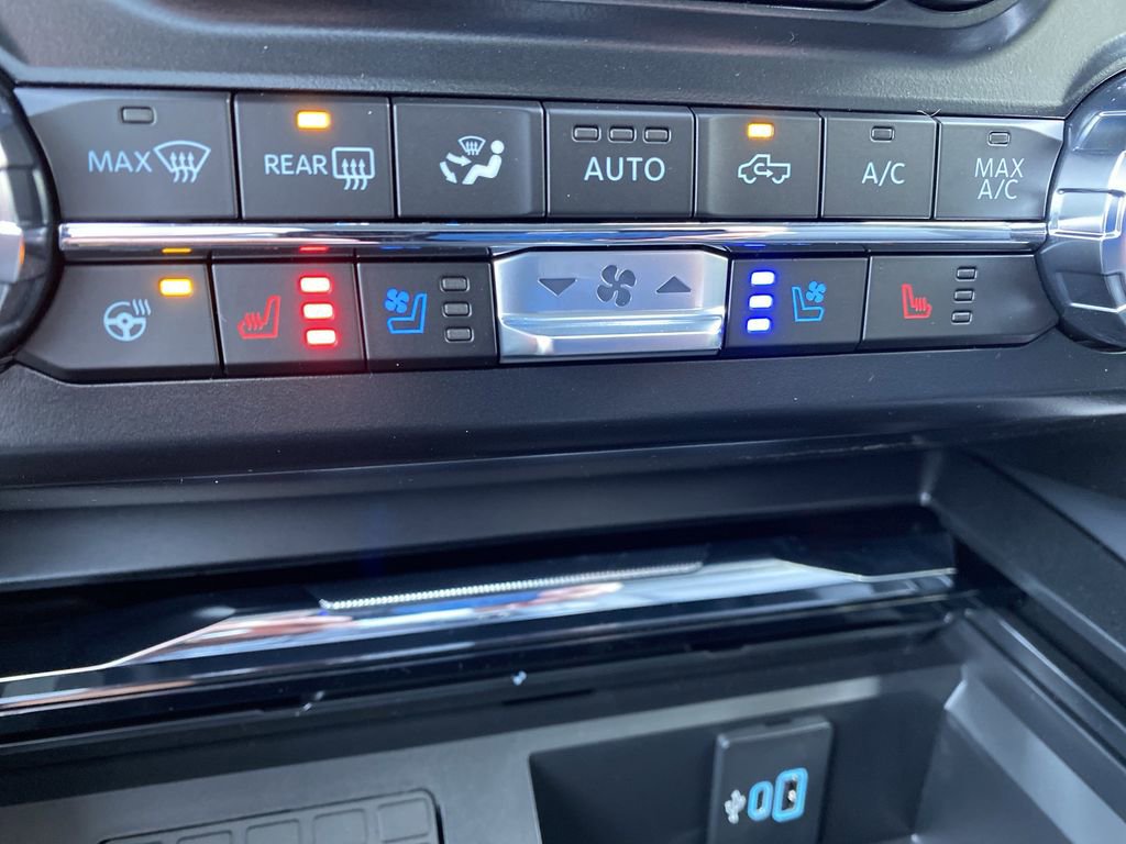 New 2026 Ford F250 Lariat image 8
