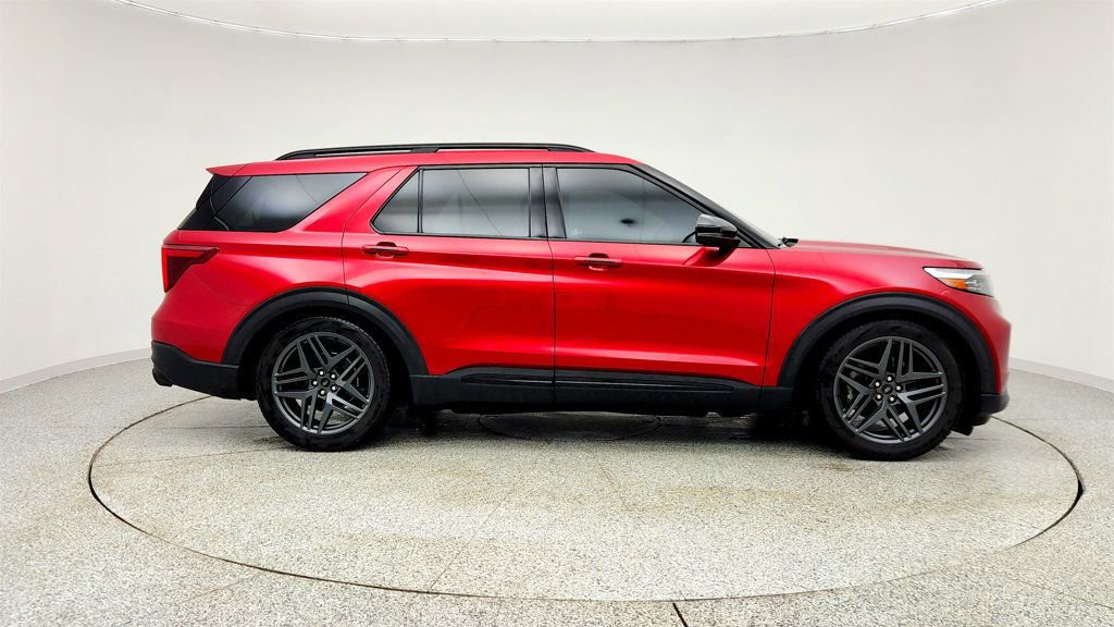 Used 2020 Ford Explorer ST w/ Premium Technology Package image 4