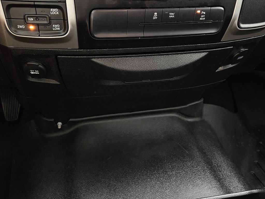 Used 2019 RAM 1500 Warlock w/ Electronics Group AWD/4WD image 19